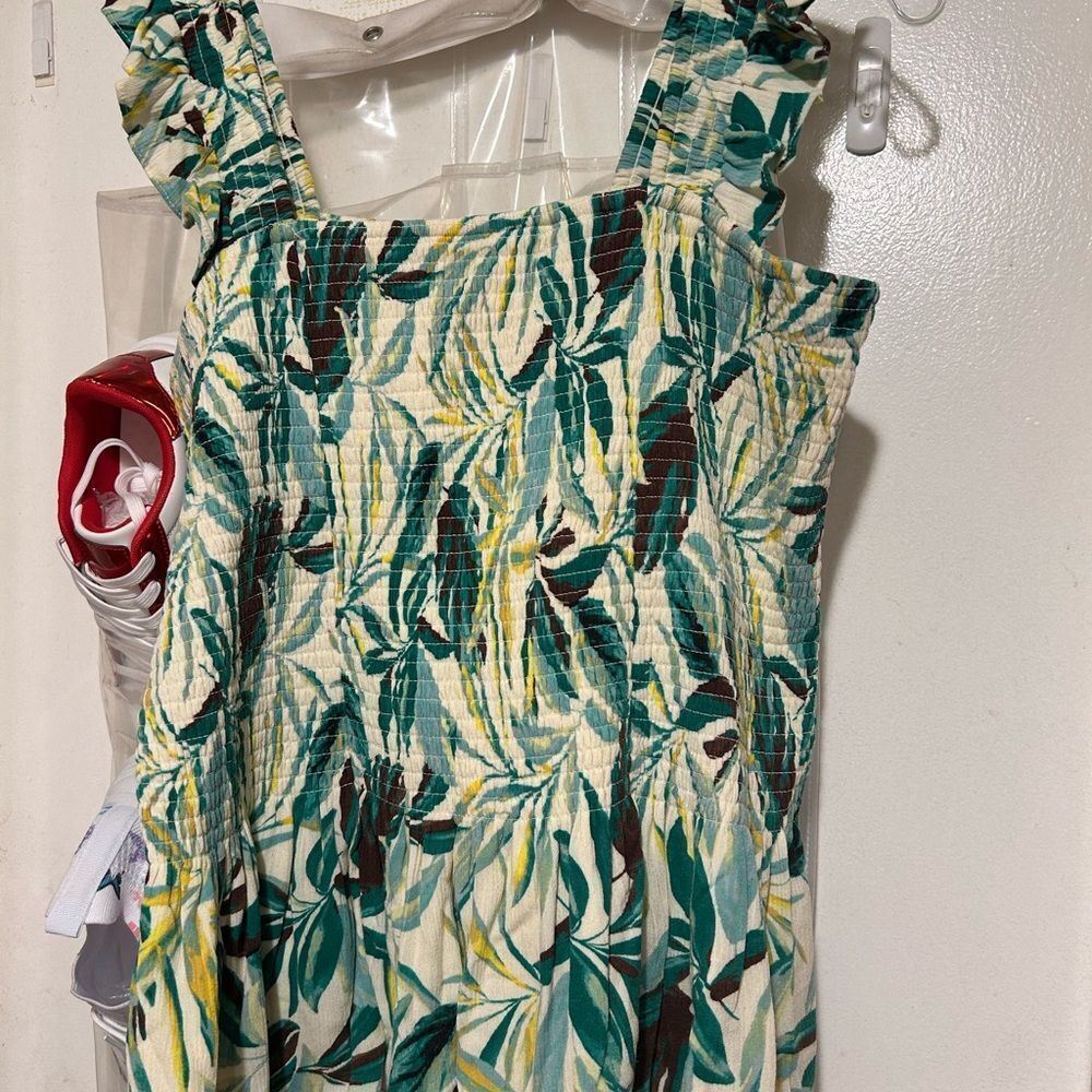 EUC Torrid Tropical Leaf Print Peplum Short Top - Picture 10 of 10
